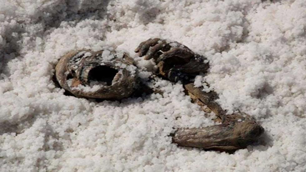 Bajo La Sal dead body under salt in the salt mine