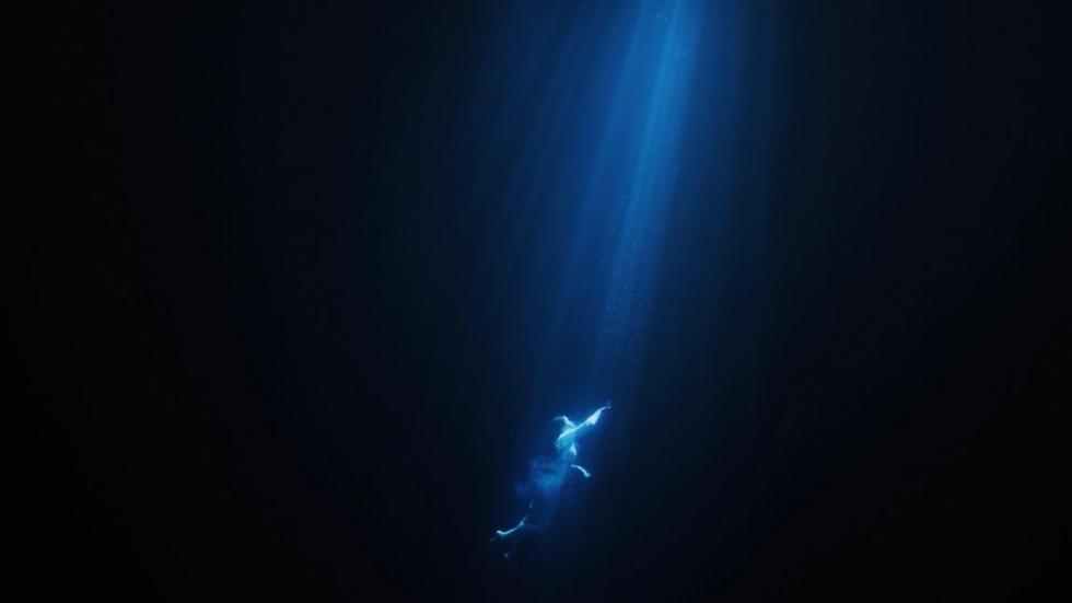 Eva film still woman under water
