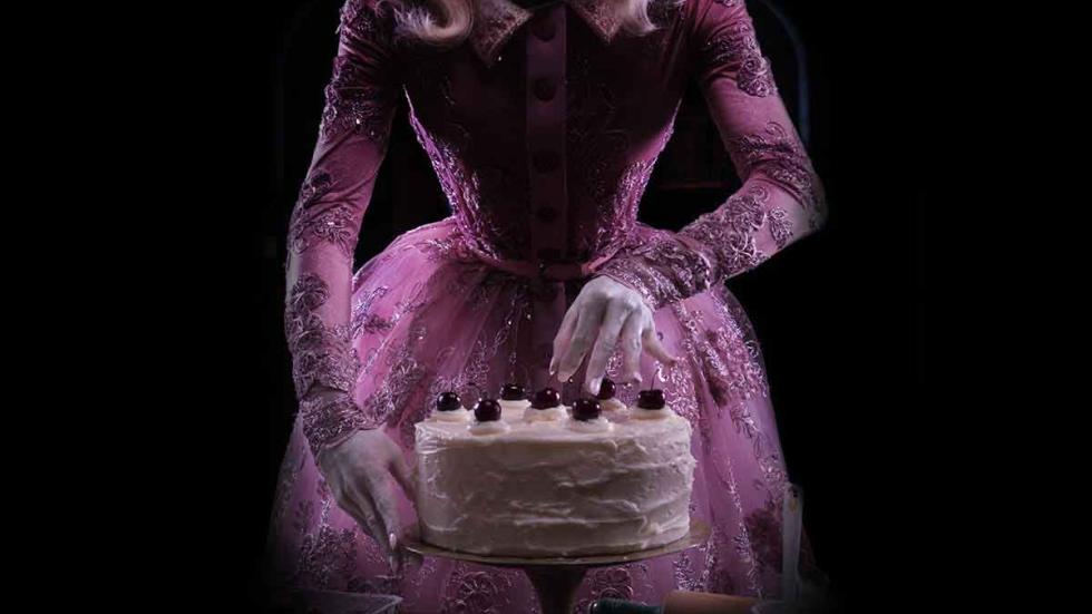 Oh, Darling woman in a pink dress with a beautiful vake