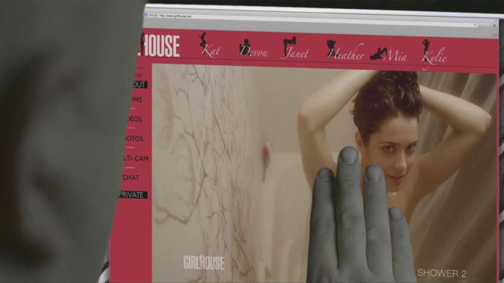 GirlHouse man looks at website page