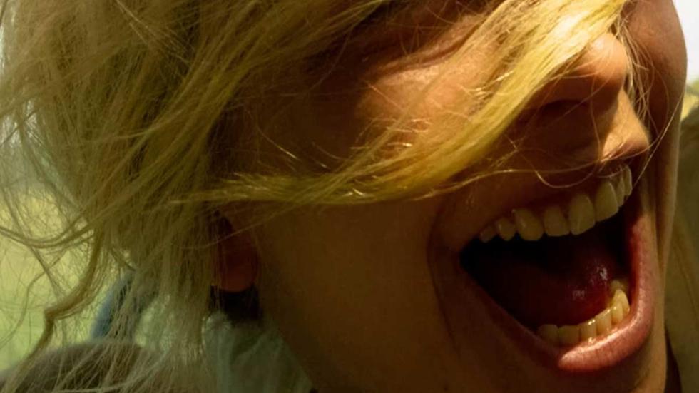 Swing Low film still Harper screams