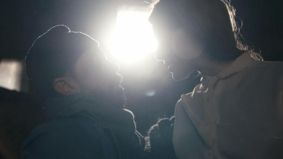 Vonnis film still man and woman looking at each other